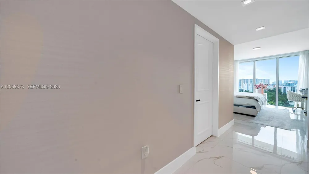 330 Sunny Isles Blvd #5-1107 Sunny Isles Beach, FL 33160