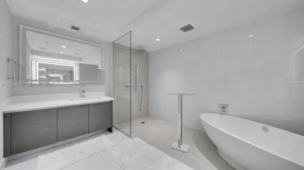 330 Sunny Isles Blvd #5-1107 Sunny Isles Beach, FL 33160