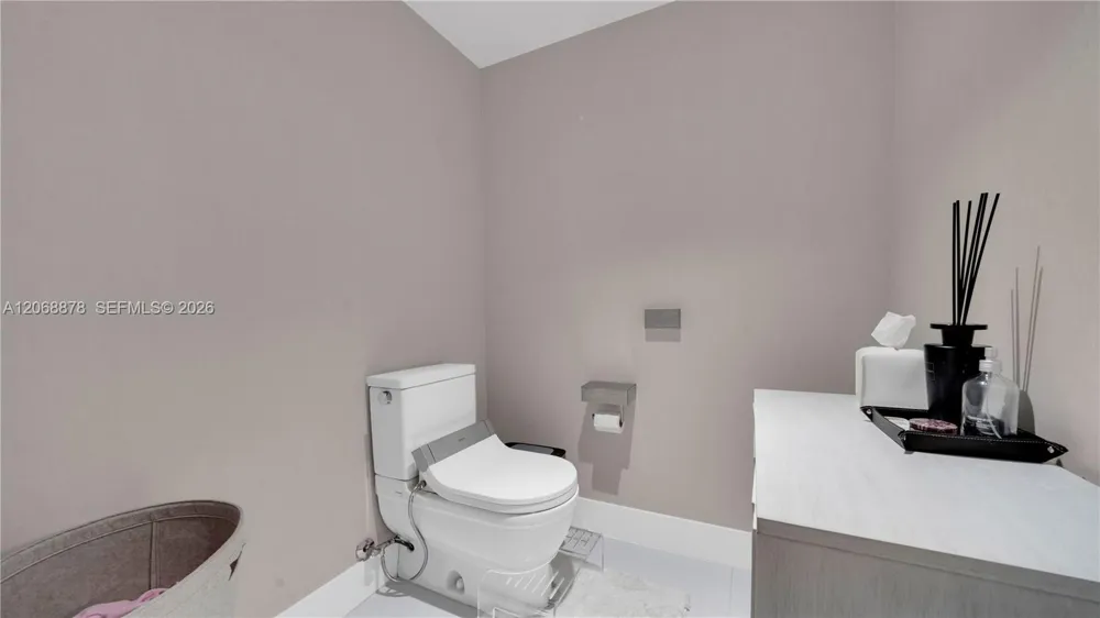 330 Sunny Isles Blvd #5-1107 Sunny Isles Beach, FL 33160