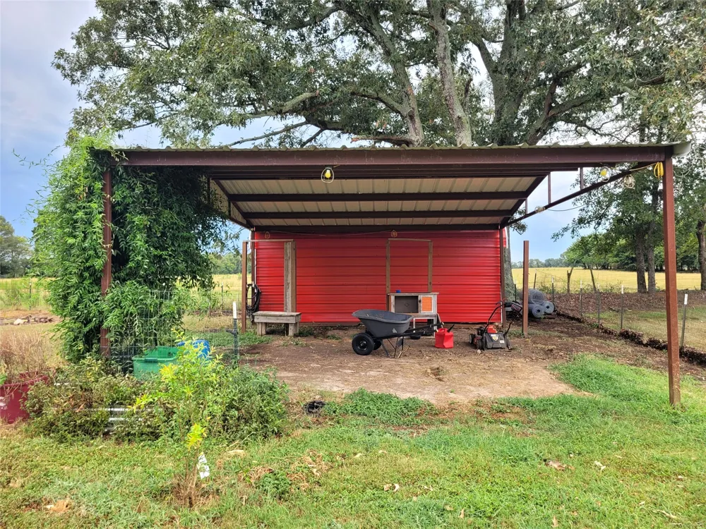 4948 CR 2131 Detroit, TX 75436