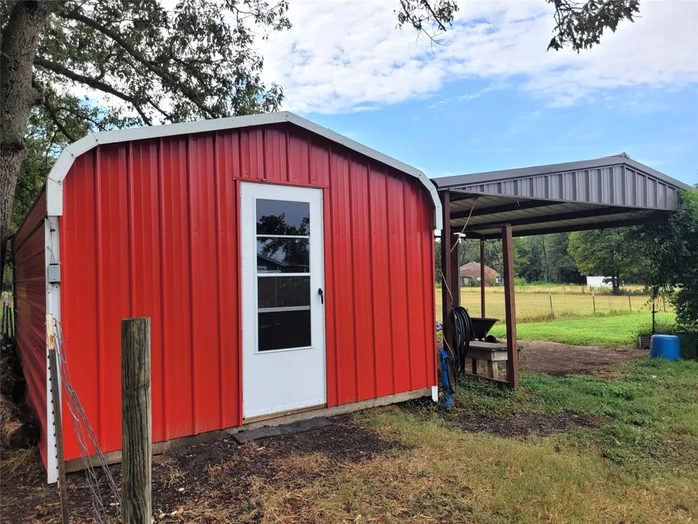 4948 CR 2131 Detroit, TX 75436