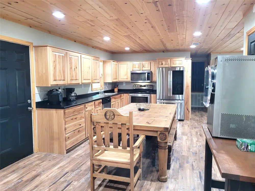 4948 CR 2131 Detroit, TX 75436