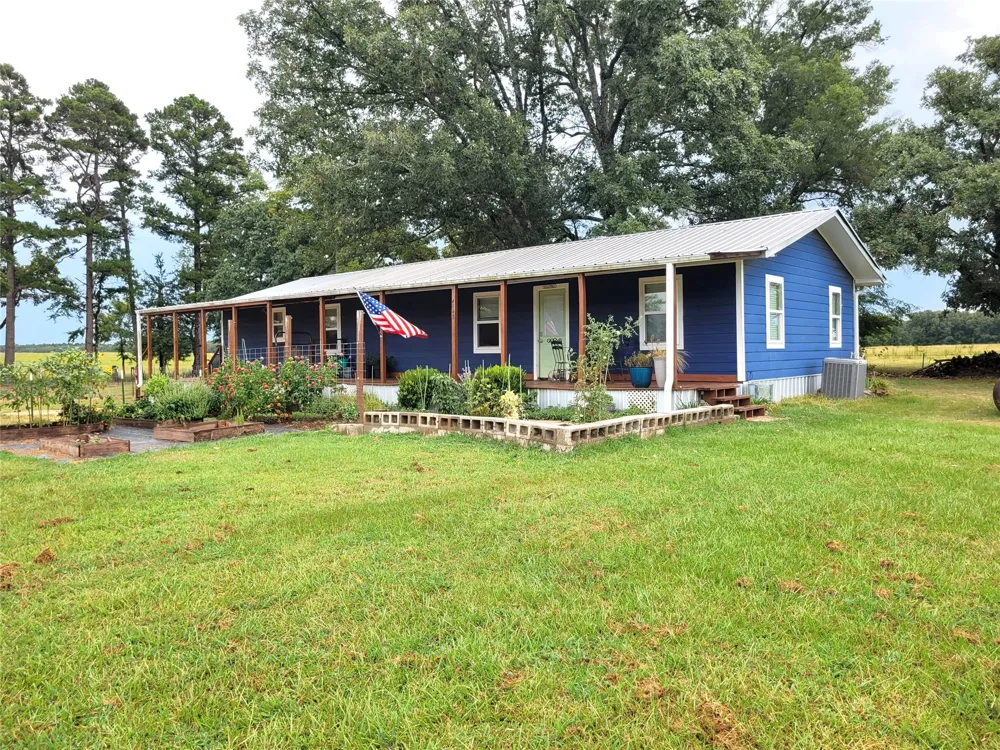 4948 CR 2131 Detroit, TX 75436