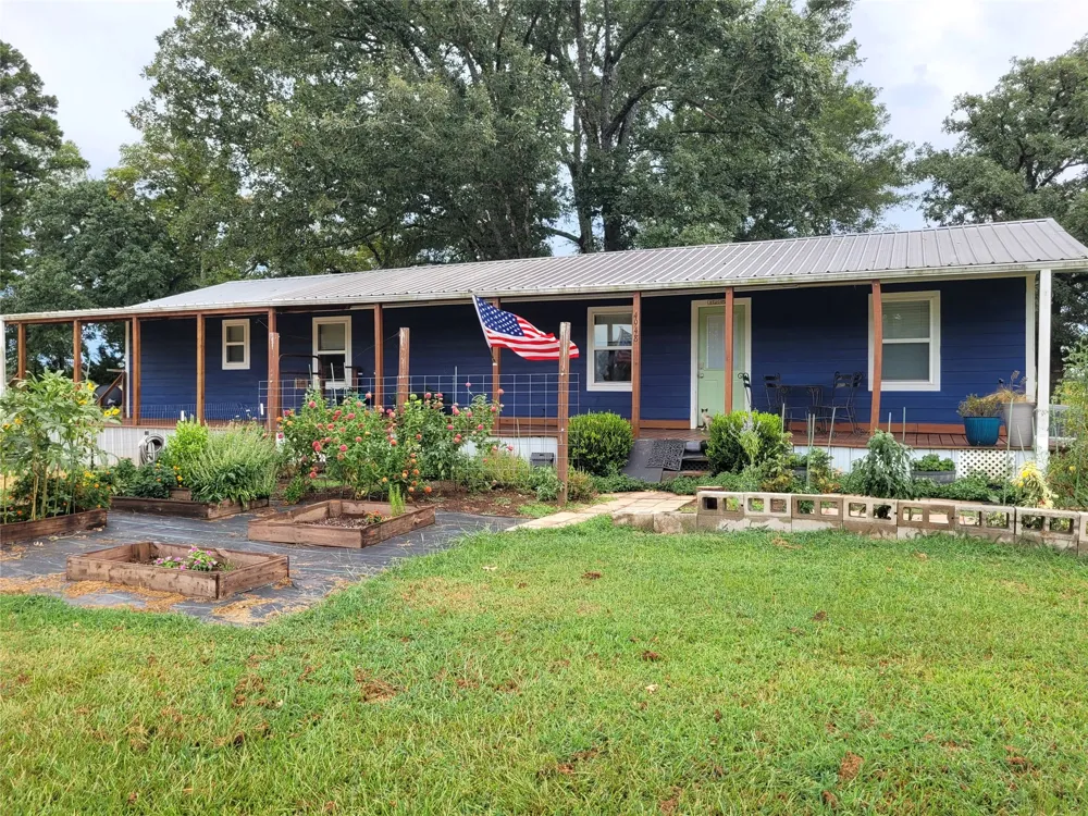 4948 CR 2131 Detroit, TX 75436