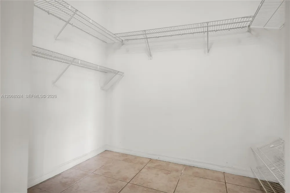 901 NW 128th Pl Miami, FL 33182