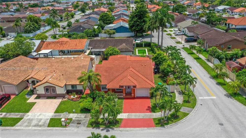 901 NW 128th Pl Miami, FL 33182