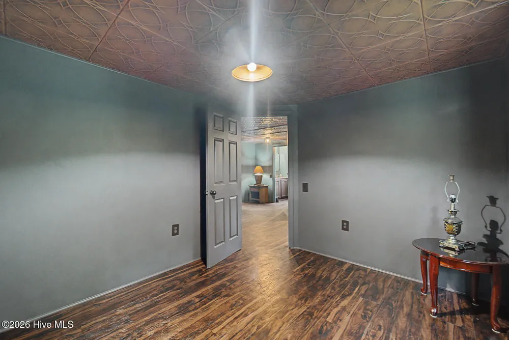 7261 Yellow Creek Road Robbinsville, NC 28771