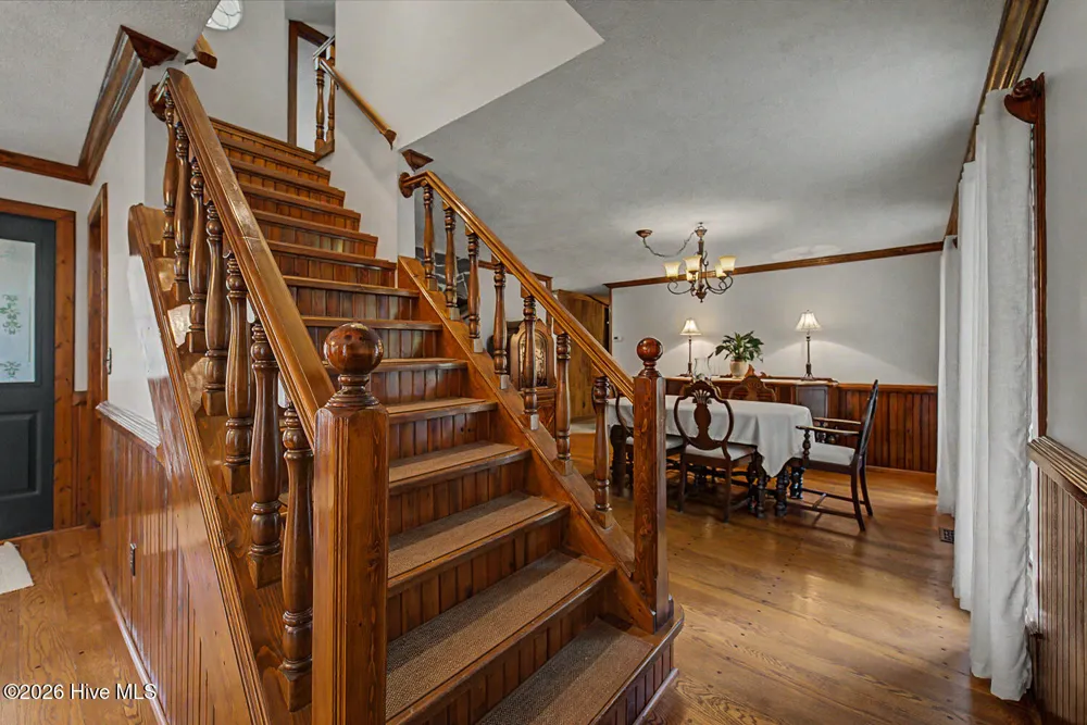 7261 Yellow Creek Road Robbinsville, NC 28771