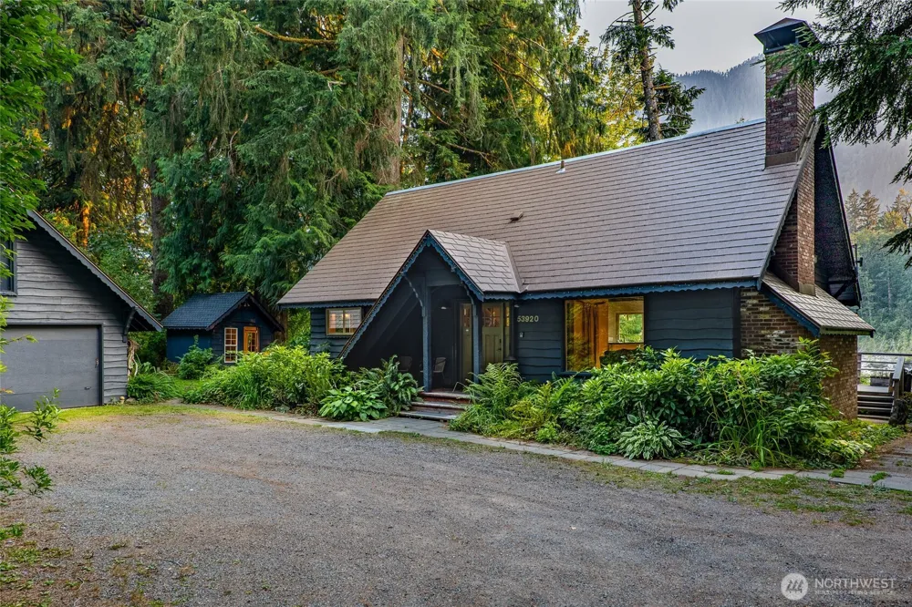 53920 State Route 2 Gold Bar, WA 98251
