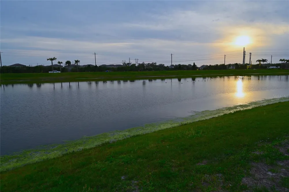 9532 SANDY BLUFFS CIRCLE Parrish, FL 34219