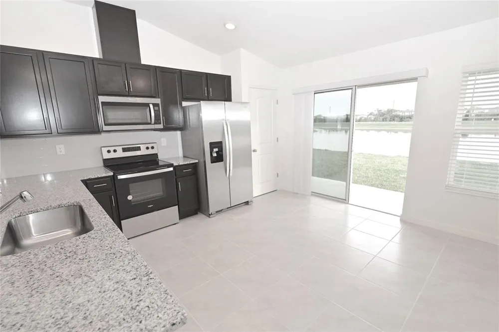 9532 SANDY BLUFFS CIRCLE Parrish, FL 34219