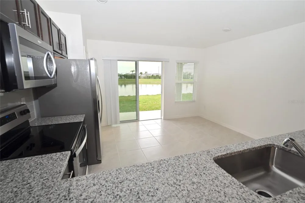 9532 SANDY BLUFFS CIRCLE Parrish, FL 34219