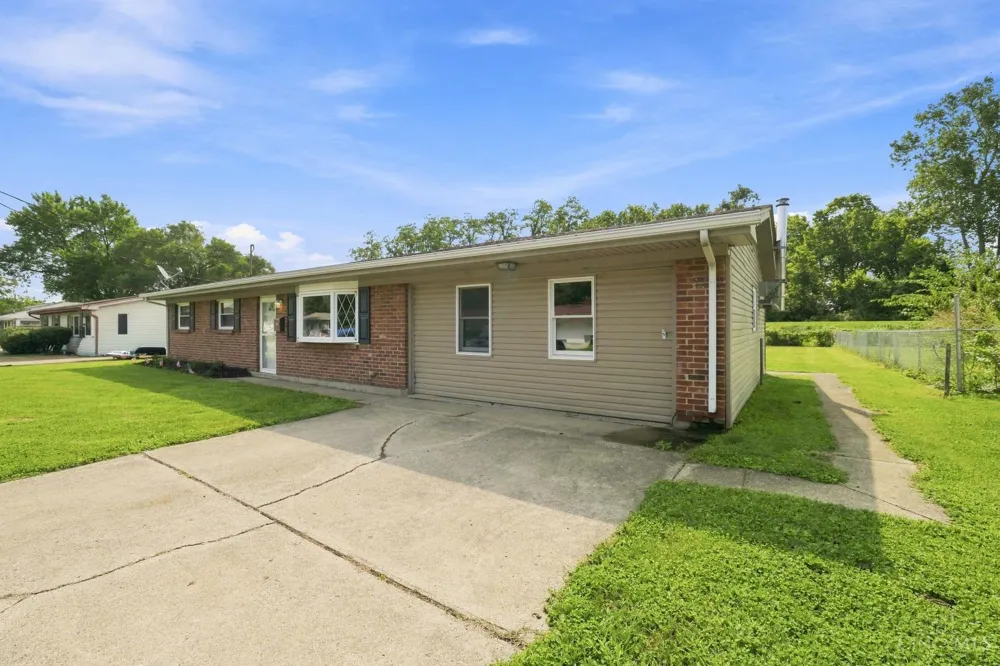 237 Linda Court Trenton, OH 45067