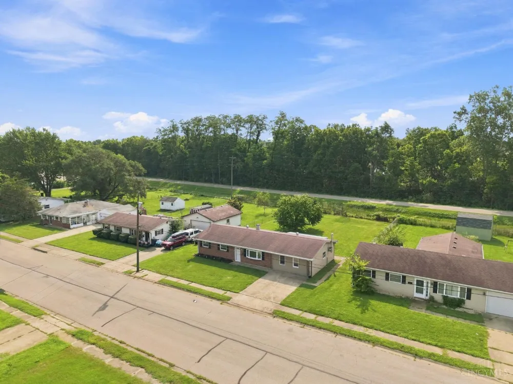 237 Linda Court Trenton, OH 45067