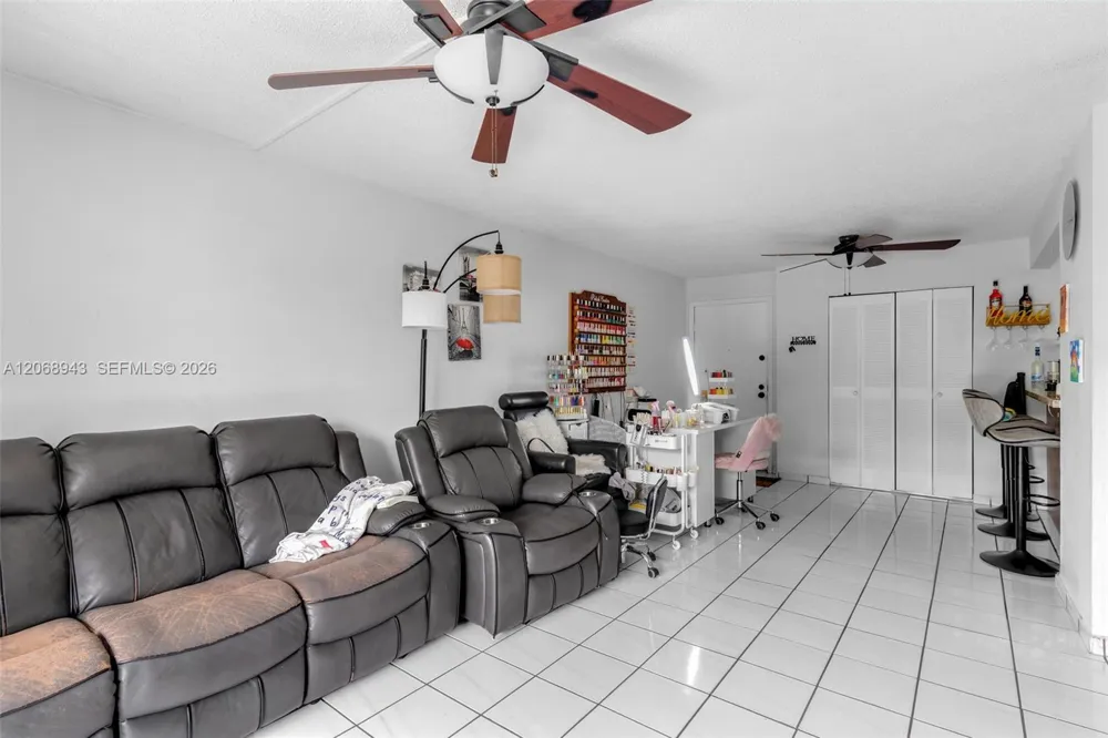 8895 Fontainebleau Blvd #207 Miami, FL 33172