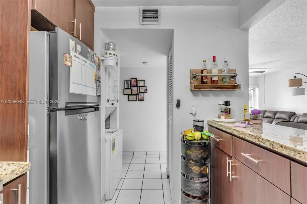 8895 Fontainebleau Blvd #207 Miami, FL 33172