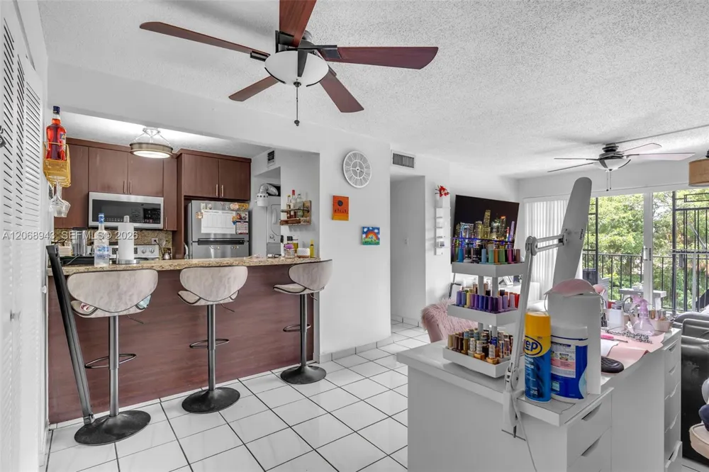 8895 Fontainebleau Blvd #207 Miami, FL 33172