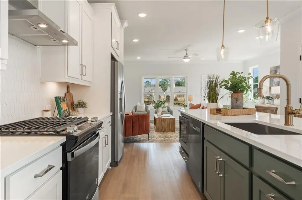 1947 Deco Drive Kennesaw, GA 30144