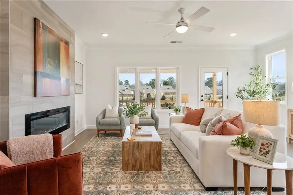 1947 Deco Drive Kennesaw, GA 30144