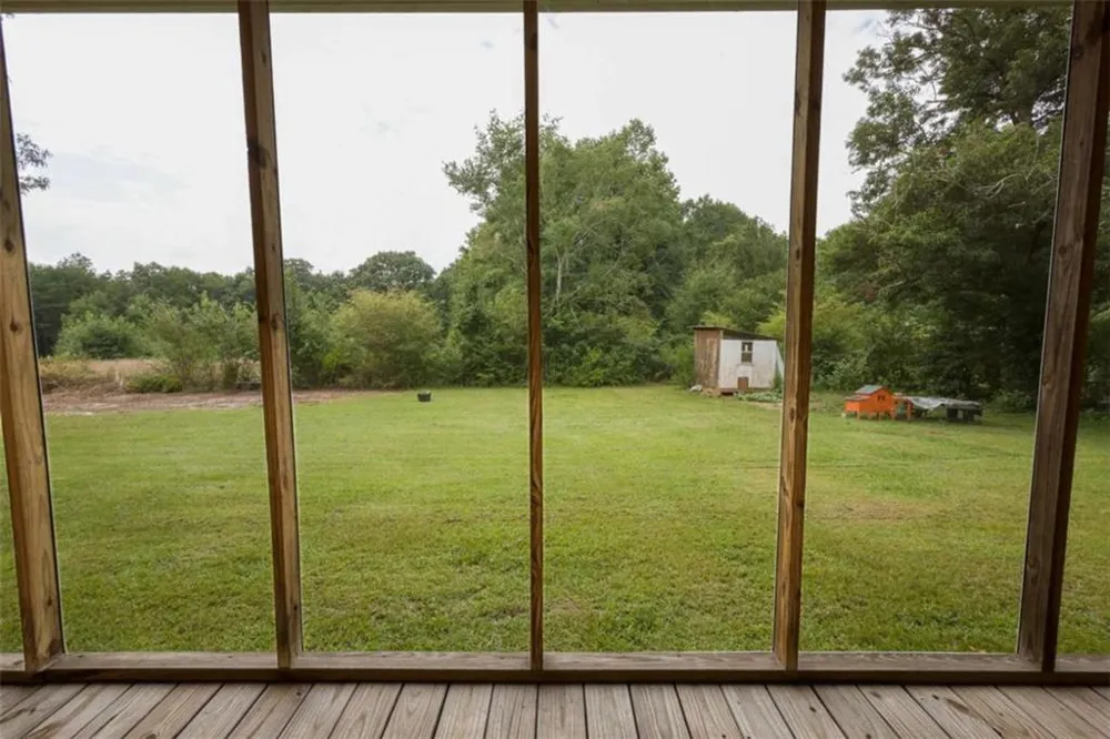 221 Chigger Ridge Road Carnesville, GA 30521