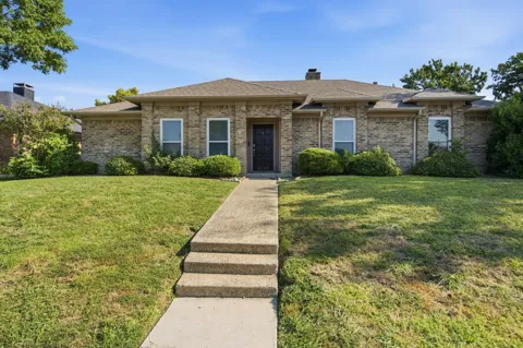 2119 Pueblo Drive