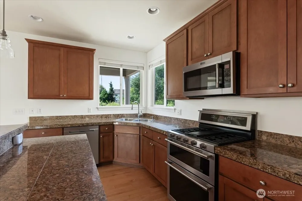 6908 288th Street NW Stanwood, WA 98292