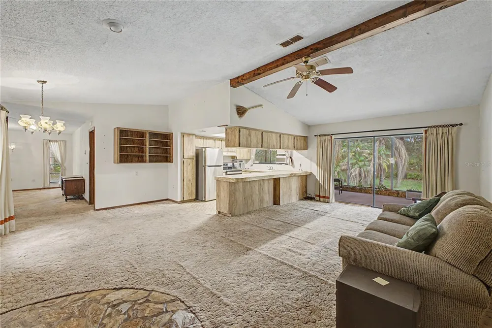 18255 LAKE LINDSEY ROAD Brooksville, FL 34601
