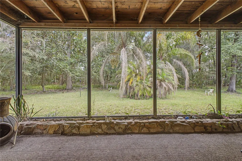 18255 LAKE LINDSEY ROAD Brooksville, FL 34601