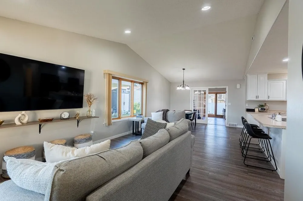 1105 Southwood Drive Dilworth, MN 56529