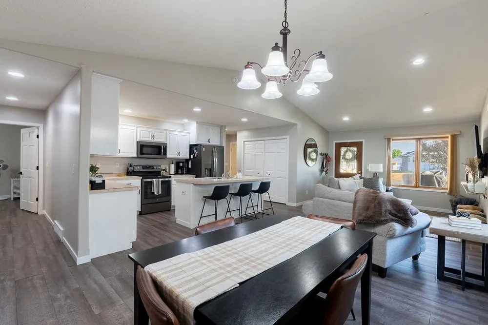 1105 Southwood Drive Dilworth, MN 56529