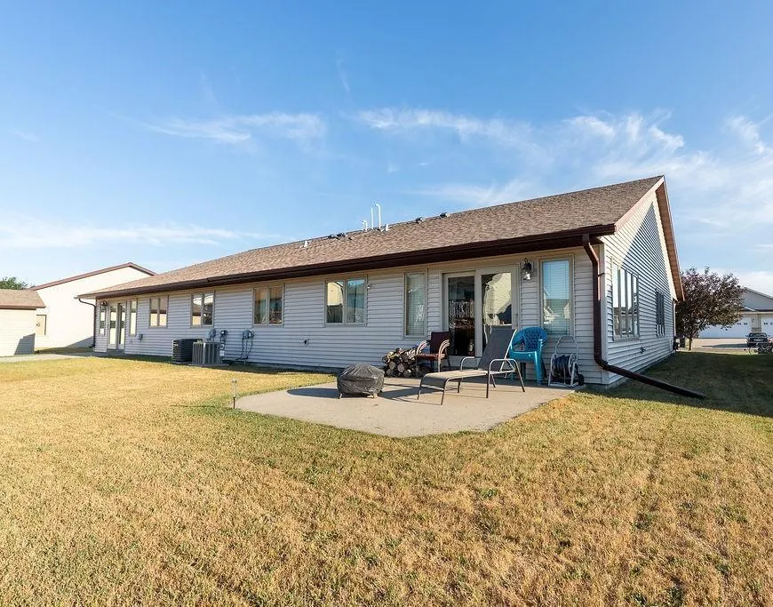 1105 Southwood Drive Dilworth, MN 56529