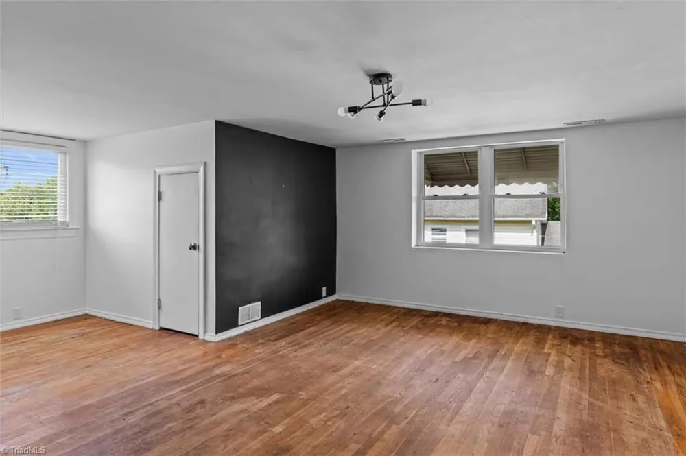 124 Orchard Street Mount Airy, NC 27030