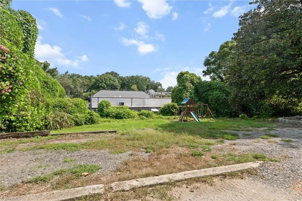 124 Orchard Street Mount Airy, NC 27030