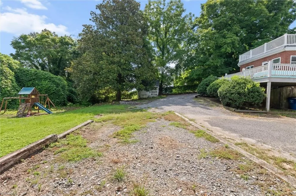 124 Orchard Street Mount Airy, NC 27030
