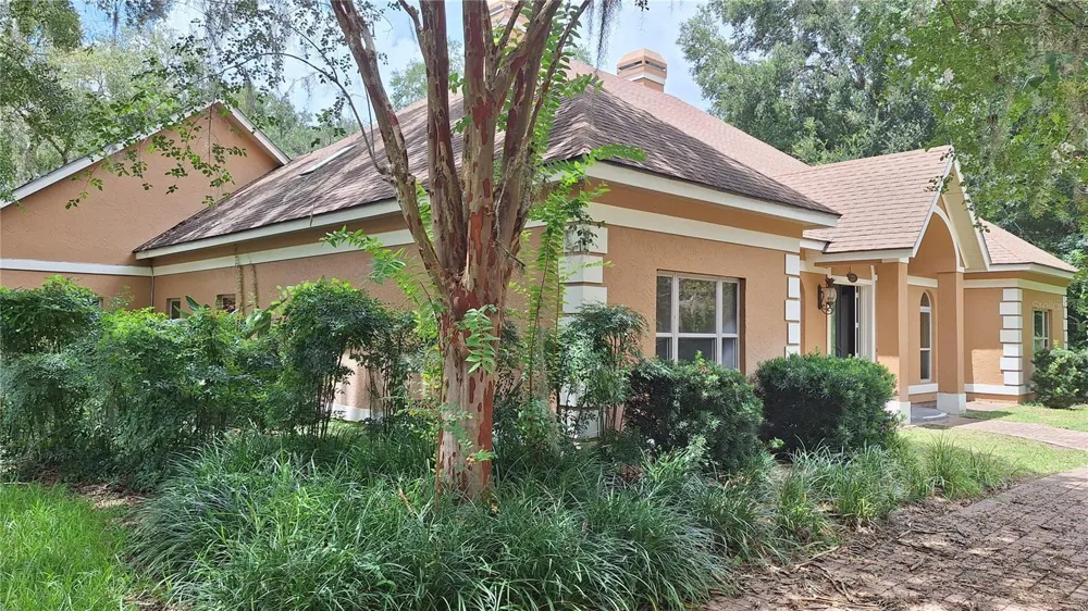 2210 SE LAUREL RUN DRIVE ocala, FL 34471