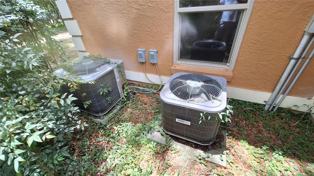 2210 SE LAUREL RUN DRIVE ocala, FL 34471