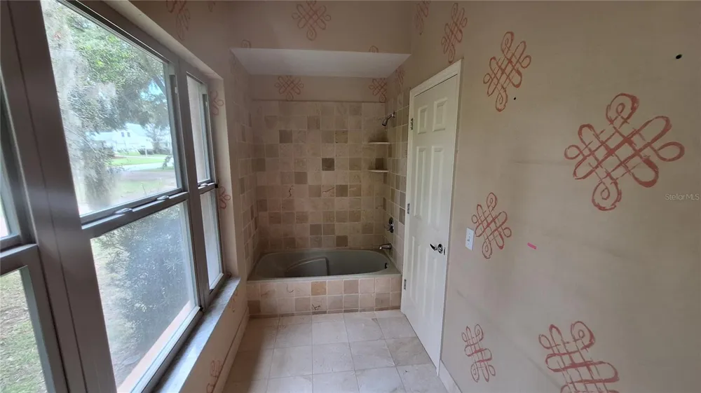2210 SE LAUREL RUN DRIVE ocala, FL 34471