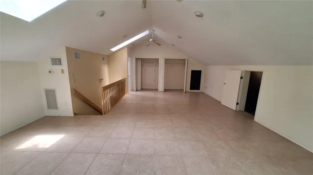 2210 SE LAUREL RUN DRIVE ocala, FL 34471