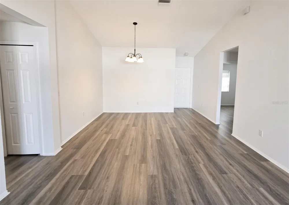 1410 OAKFORD COURT Brandon, FL 33511