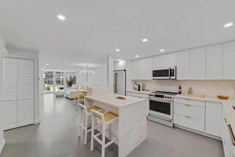 765 Jeffery Street #1-101
