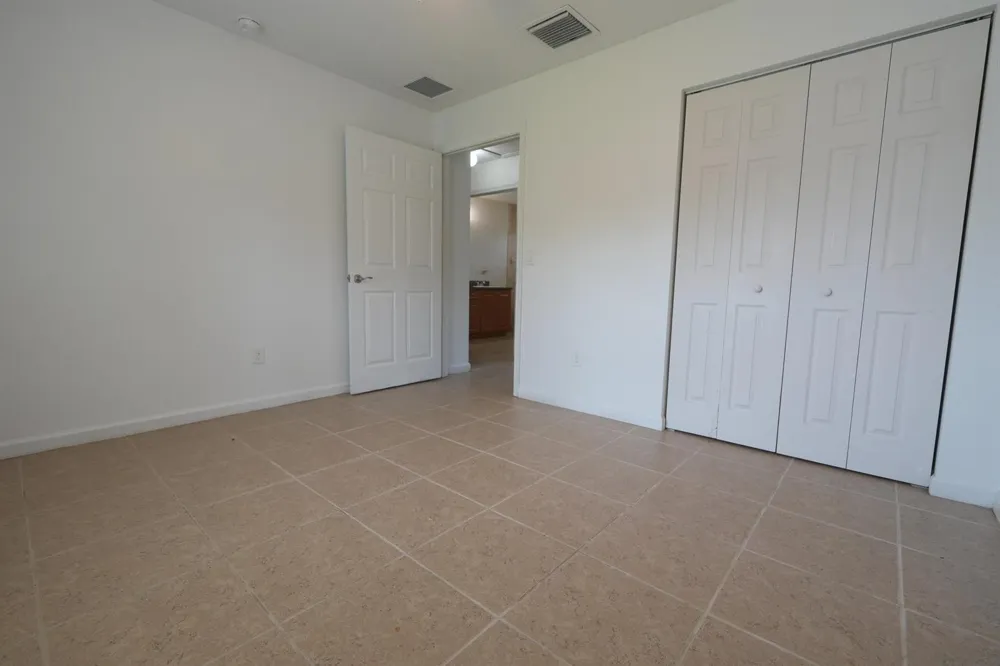 710 23rd Street Fort Pierce, FL 34950