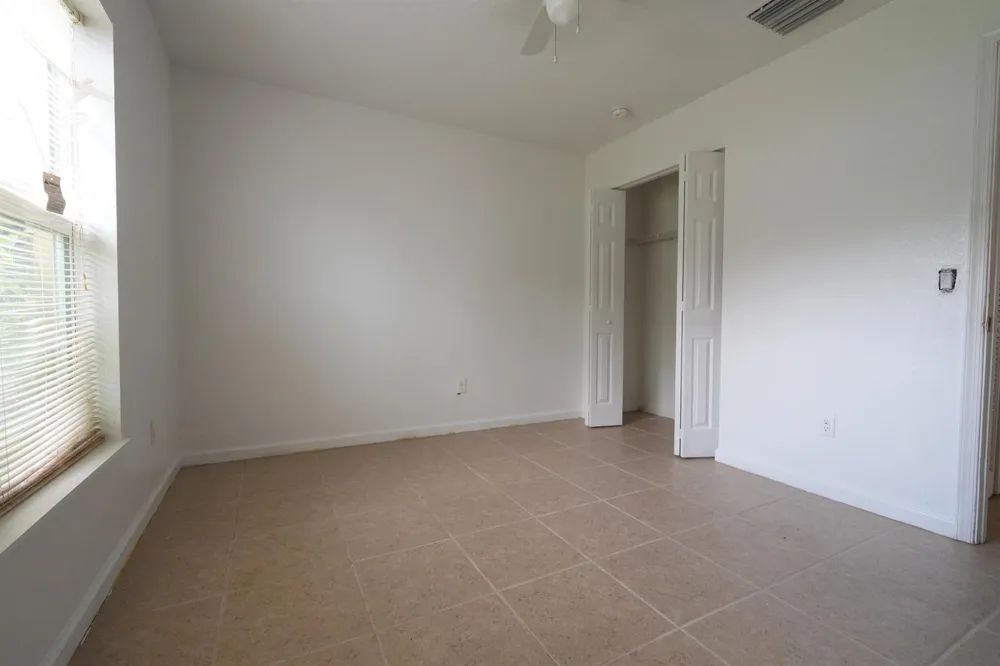 710 23rd Street Fort Pierce, FL 34950