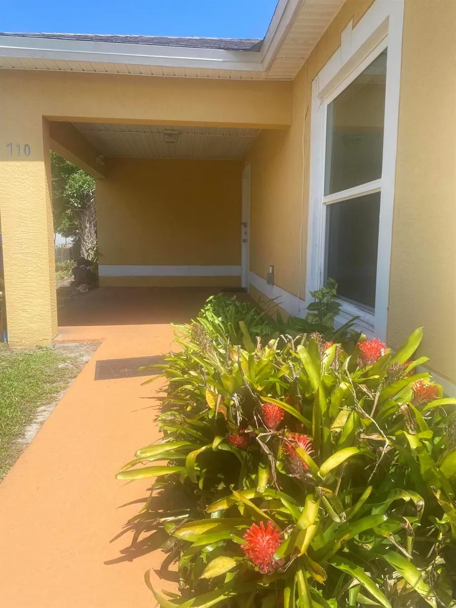 710 23rd Street Fort Pierce, FL 34950