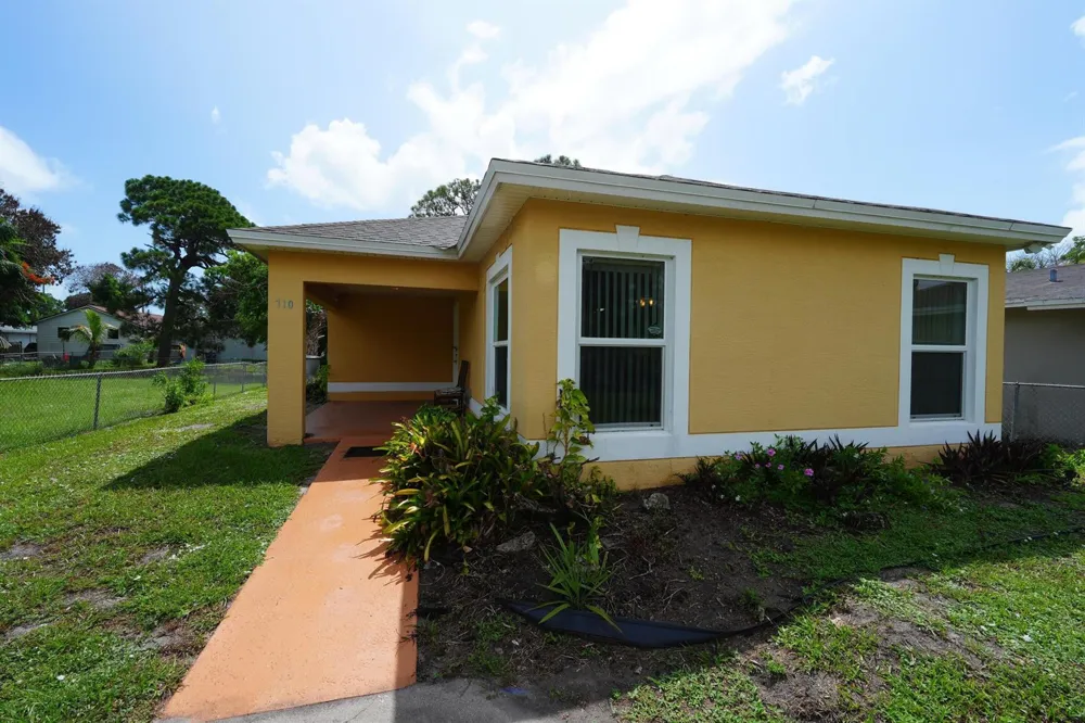710 23rd Street Fort Pierce, FL 34950