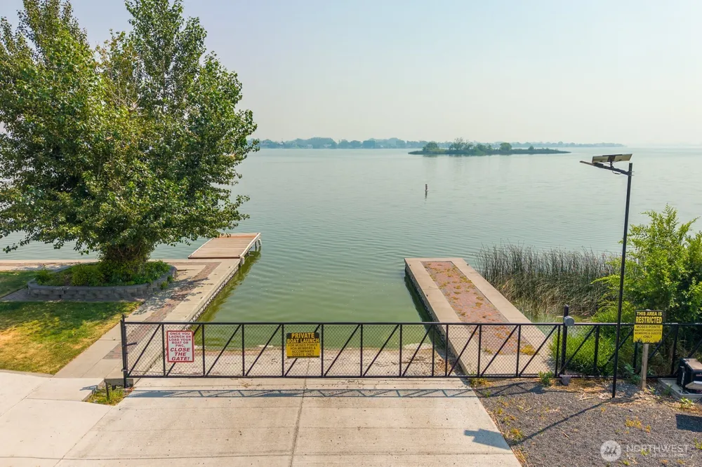 6335 Murray Way NE #B Moses Lake, WA 98837