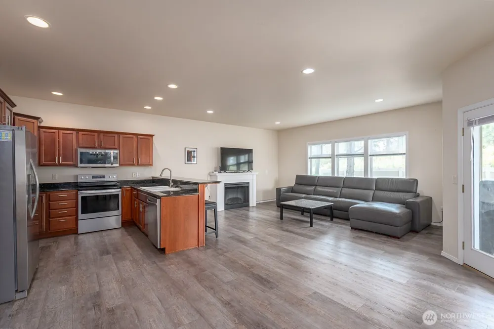6335 Murray Way NE #B Moses Lake, WA 98837
