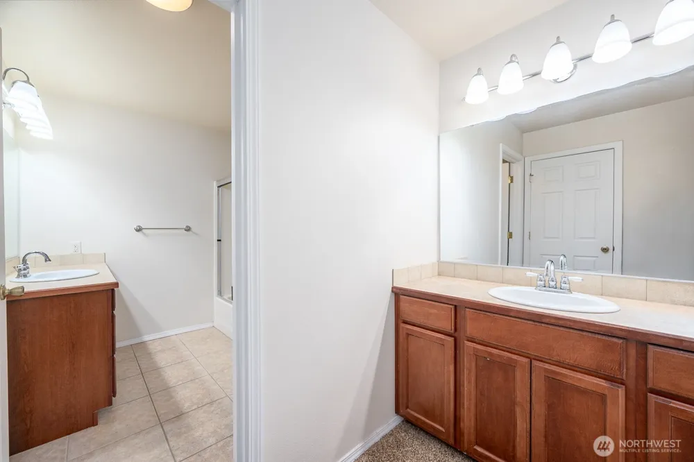 6335 Murray Way NE #B Moses Lake, WA 98837
