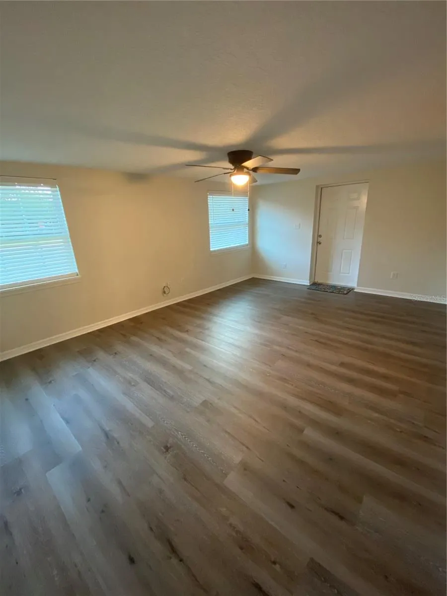803 E HAZZARD AVENUE Eustis, FL 32726