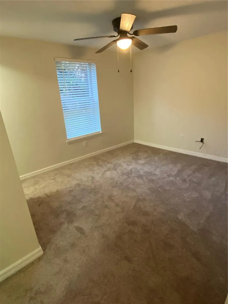 803 E HAZZARD AVENUE Eustis, FL 32726