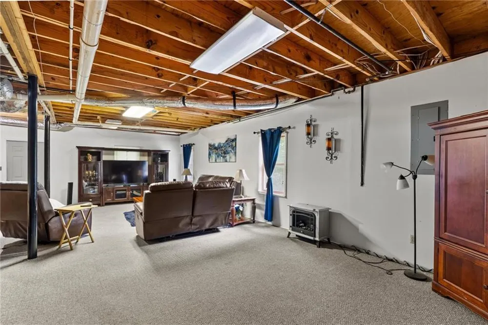 165 Hayes Circle Rex, GA 30273